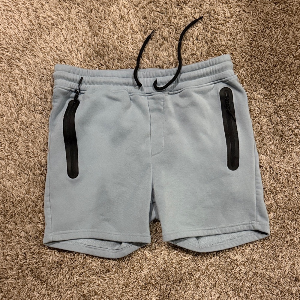 Men's Gray 5” Shorts with Black Accents (Medium)